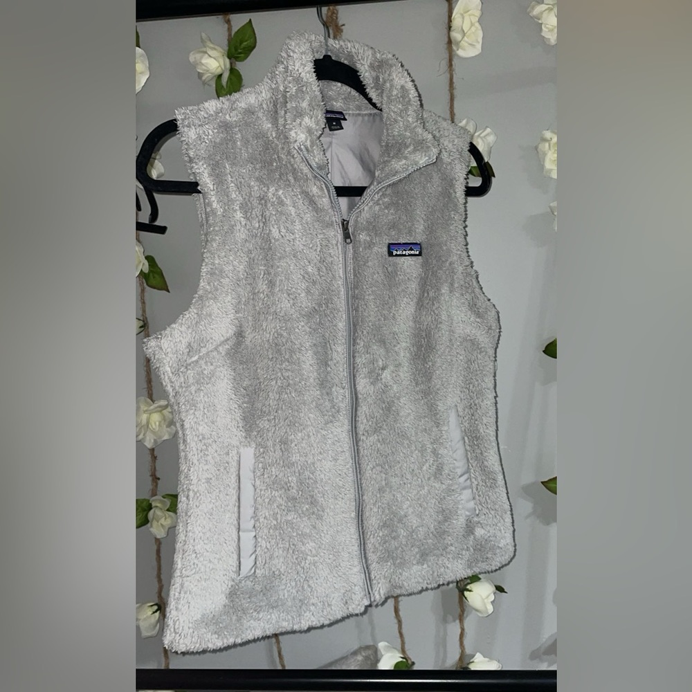 Gray fuzzy Patagonia vest